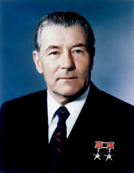 文件:Mikhail Sergeevich Solomentsev.jpg