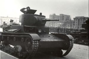 T-26 on 1941-11-7 Moscow Parade.jpg