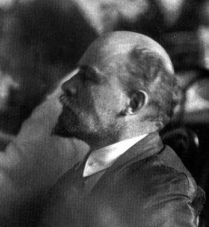 Lenin's half face.jpg