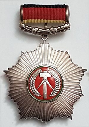 Patriotic Order of Merit silver.jpg